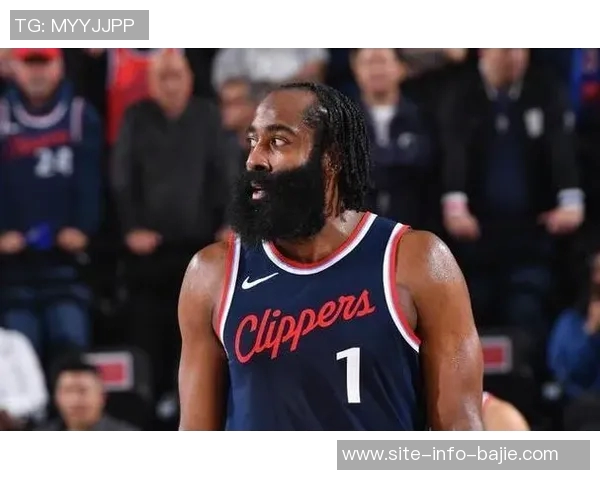 卢指导赞哈登职业精神称其从不缺席比赛展现出榜样力量