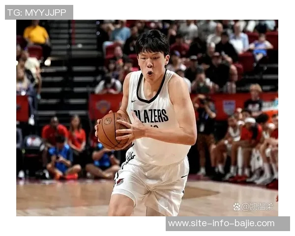 杨瀚森在对阵德鲁蒂米时表现出色应向小萨和申京的风格看齐